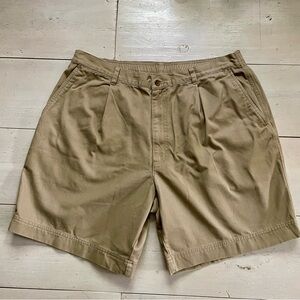 Roundtree & Yorke Men's Khaki Flat Front Shorts Y2K Size 40 Waist Basiccore